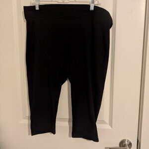 Torrid Size 2 Capri Leggings